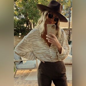 12th Tribe + Salty Blonde Broadway White Tiger Blouse Size Small